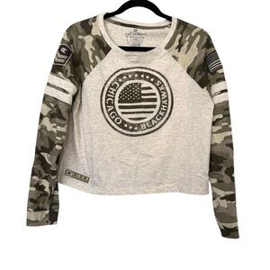 Colosseum Chicago Blackhawks‎ Camouflage Cropped Long Sleeve Shirt